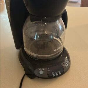 Black Coffee Maker with Glass Carafe